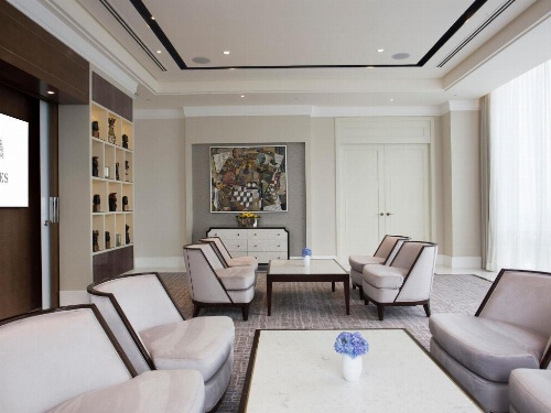 Raffles Makati Hotel image 38